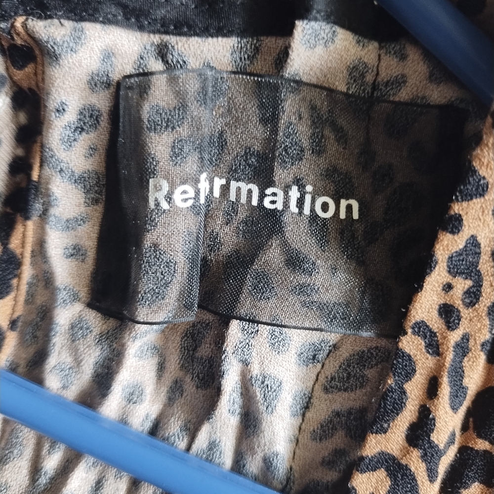 Reformation Leopard Print Crepe Dress 0 - Picture 5 of 6